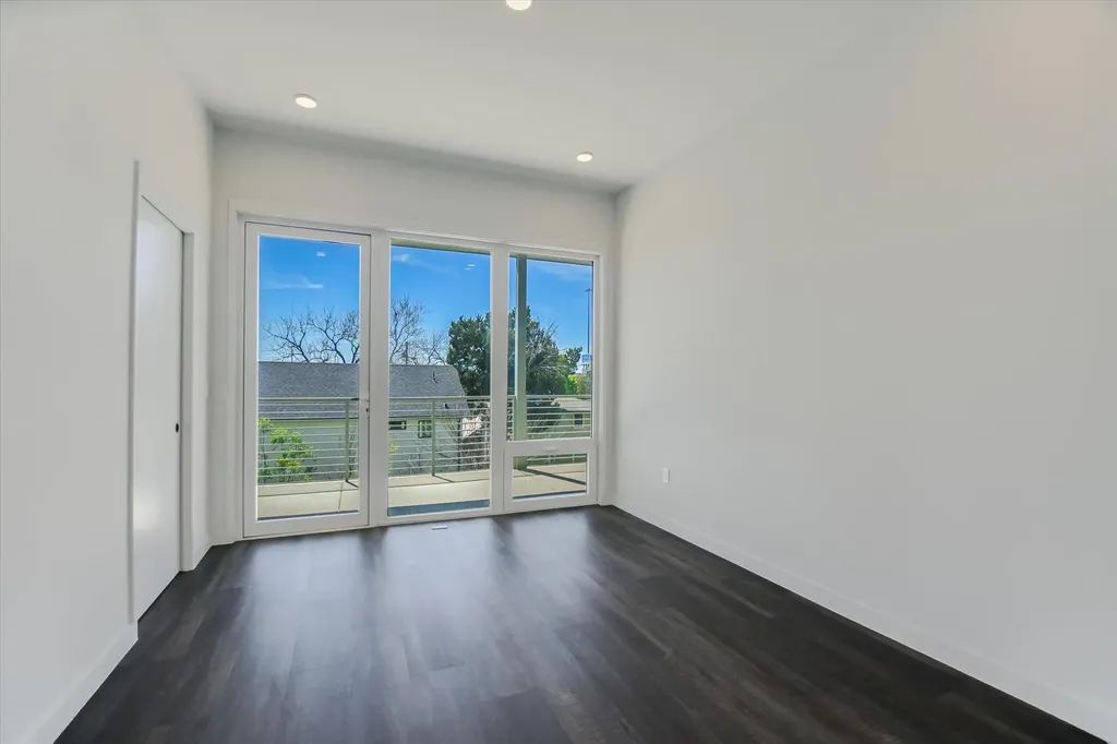 4004 Banister Lane Austin TX 78704