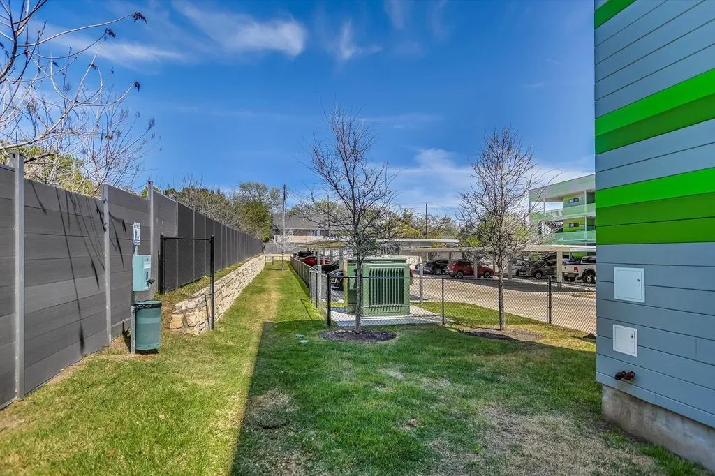 4004 Banister Lane Austin TX 78704