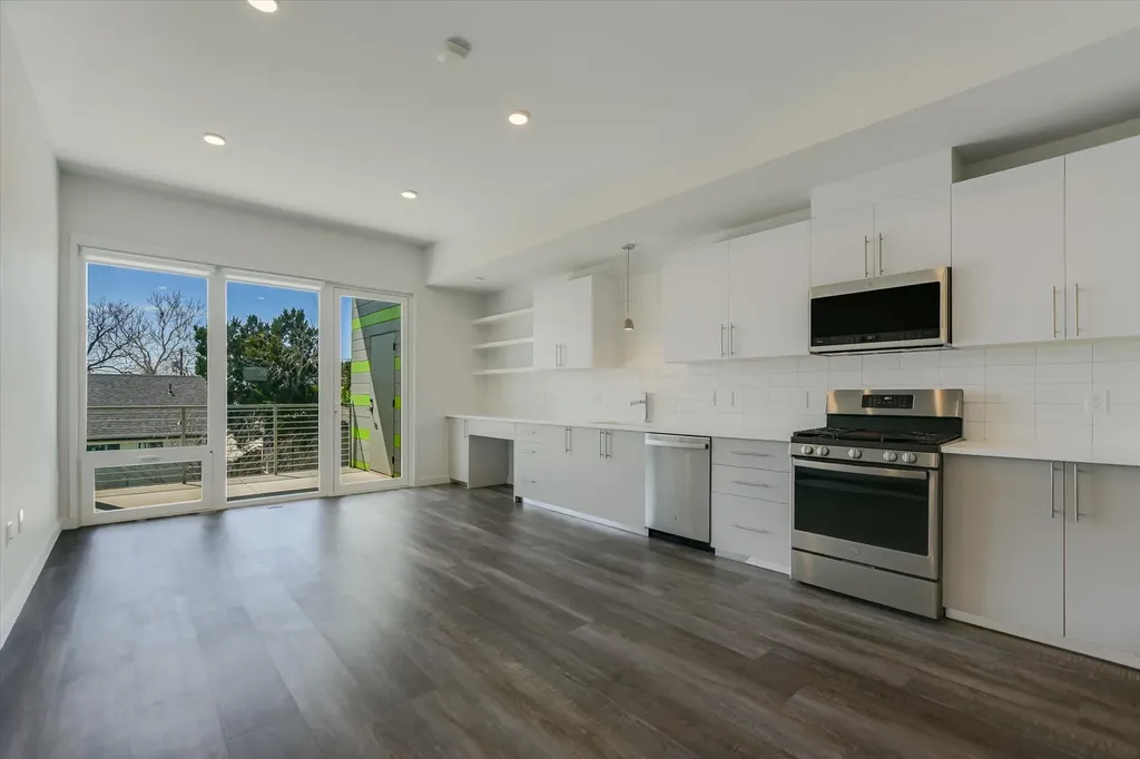 4004 Banister Lane Austin TX 78704
