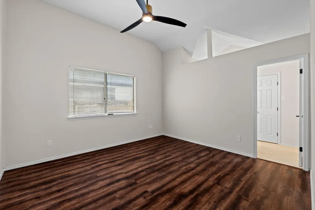 1809 Taron Cove Round Rock TX 78681