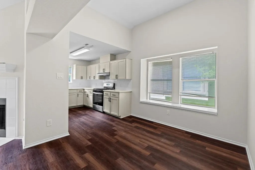 1809 Taron Cove Round Rock TX 78681