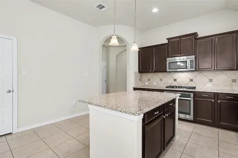 19805 Grail Hollows Cove Pflugerville TX 78660