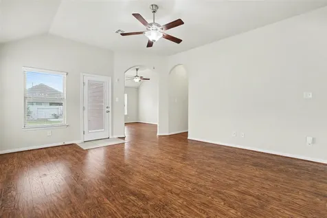 19805 Grail Hollows Cove Pflugerville TX 78660