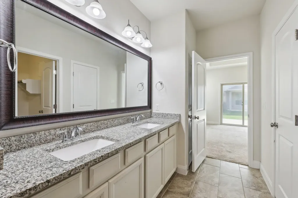 10418 Turnbull Loop Austin TX 78717