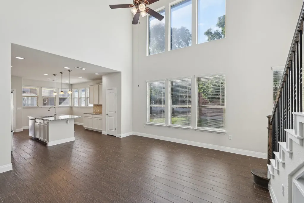 10418 Turnbull Loop Austin TX 78717