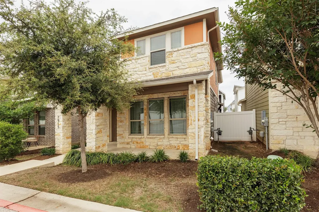 7915 Mellencamp Drive Austin TX 78744