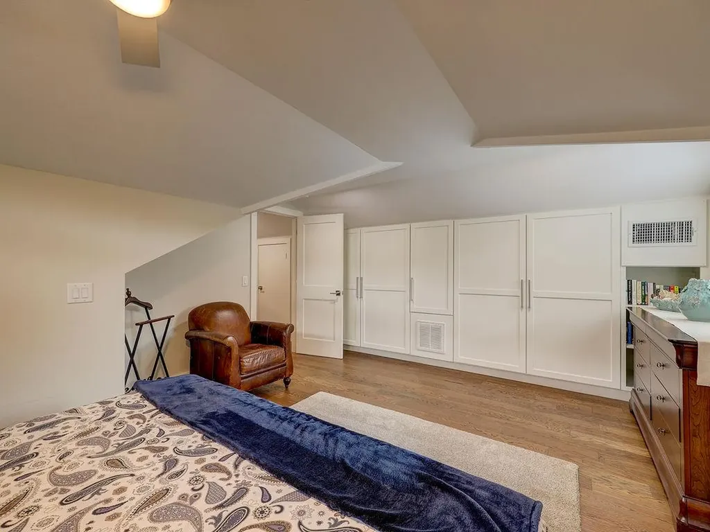 2400 Canterbury Street Austin TX 78702