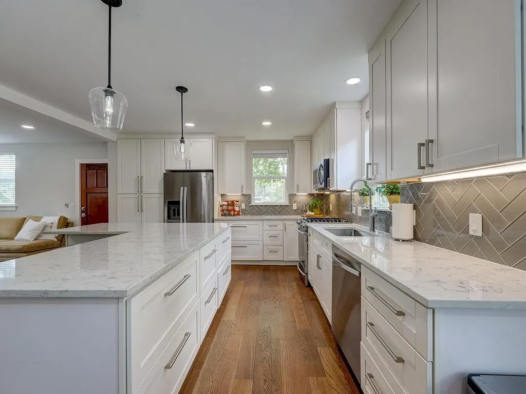 2400 Canterbury Street Austin TX 78702