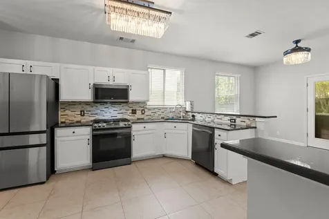 1100 Vanderbilt Circle Pflugerville TX 78660