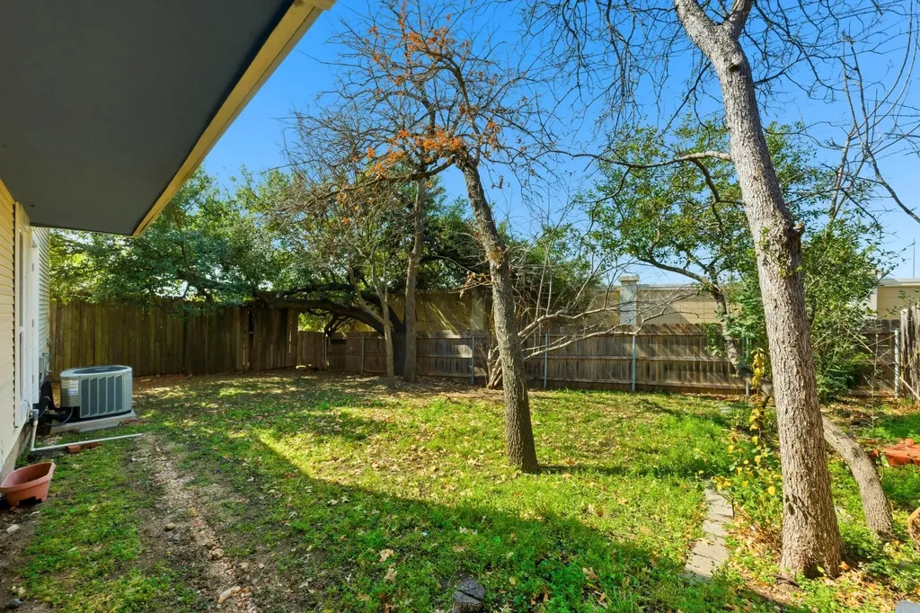 2614 Jefferson Street Austin TX 78703