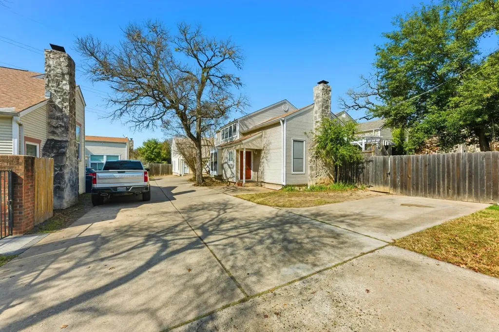 2614 Jefferson Street Austin TX 78703