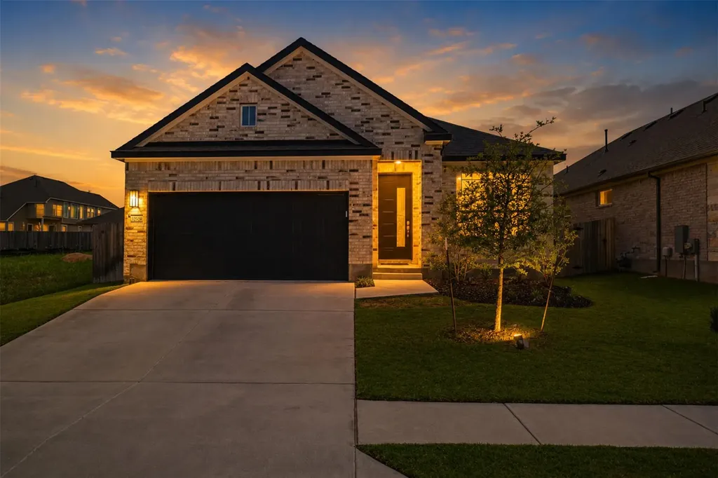 12528 Cockatoo Crossing Manor TX 78653