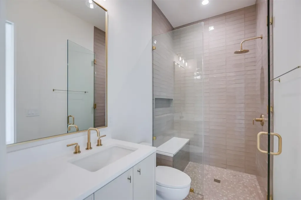 138 Coralberry Horseshoe Bay TX 78657