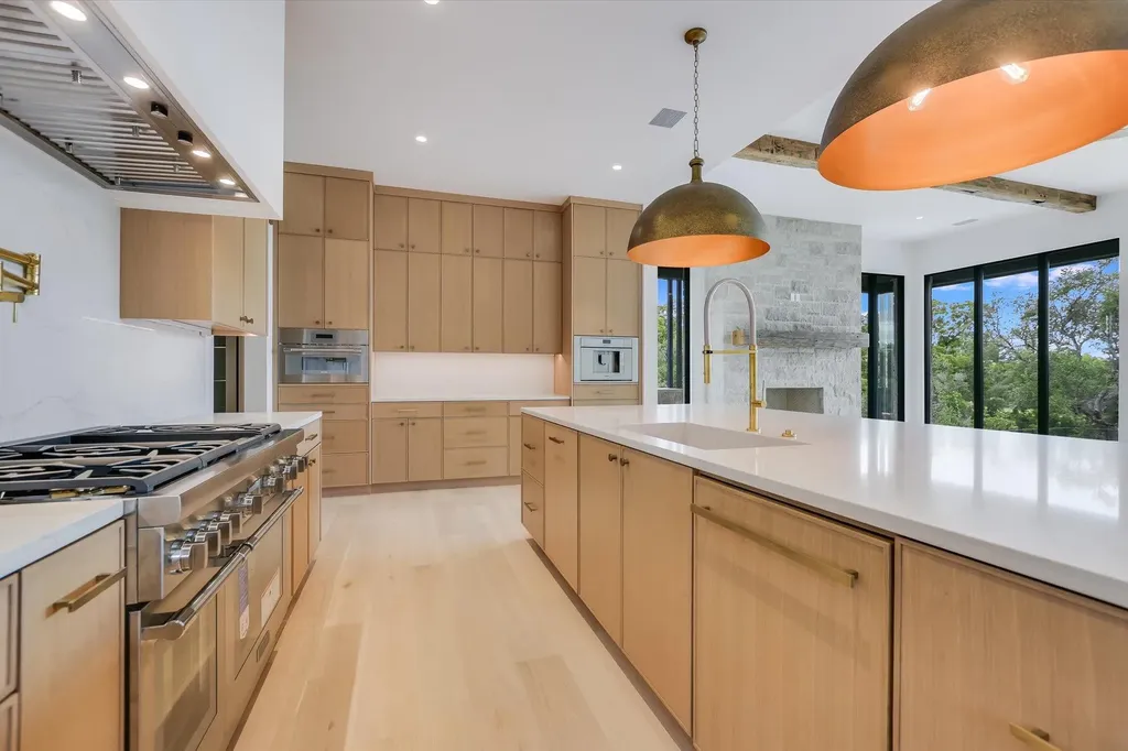 138 Coralberry Horseshoe Bay TX 78657