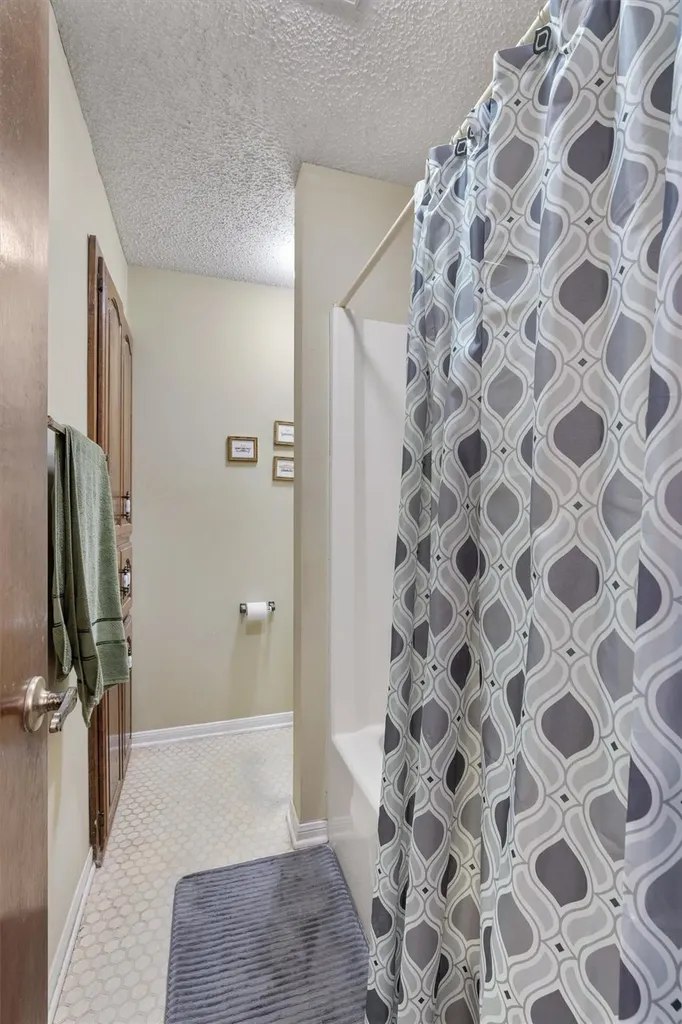 401 Drake Lane Taylor TX 76574