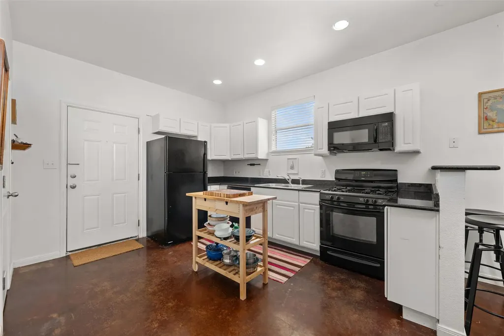 1610 Willow Street Austin TX 78702