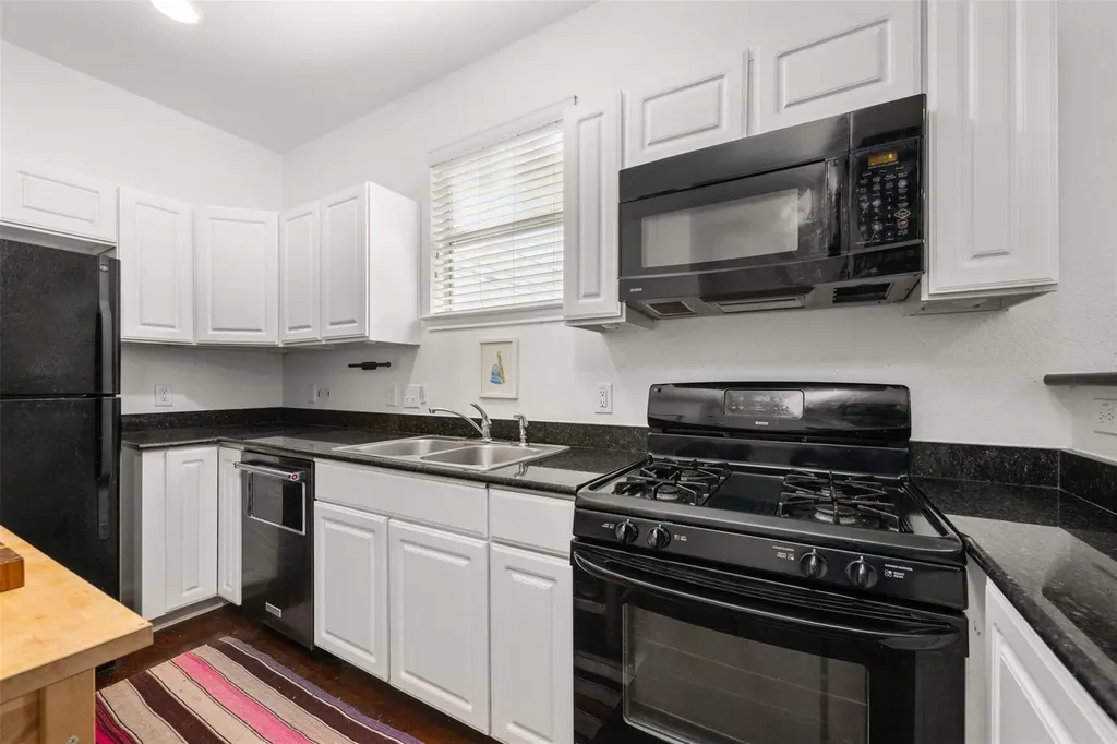 1610 Willow Street Austin TX 78702