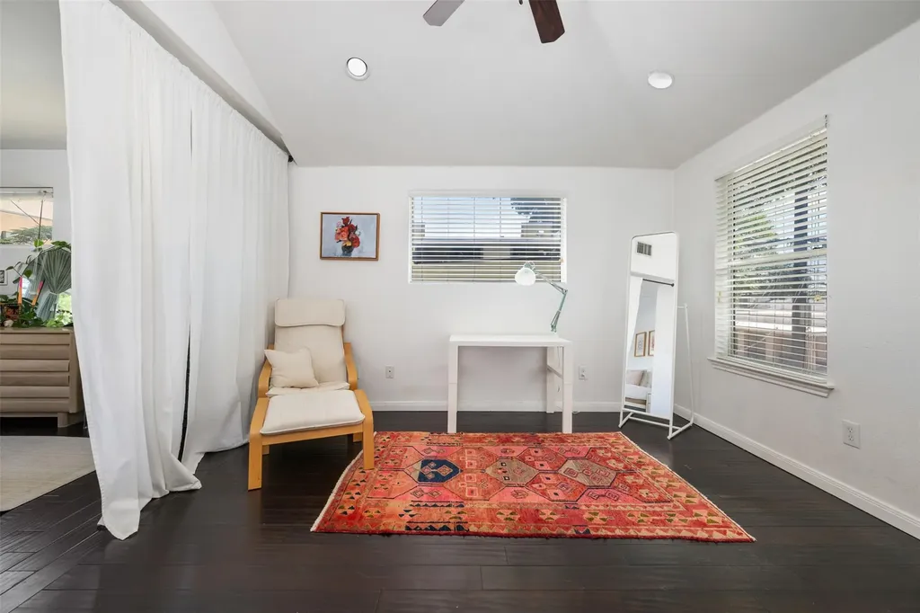 1610 Willow Street Austin TX 78702