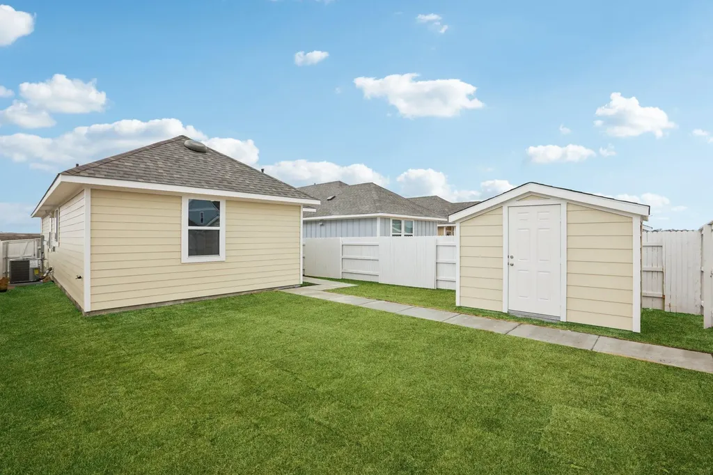 195 Cider Creek Drive Elgin TX 78621