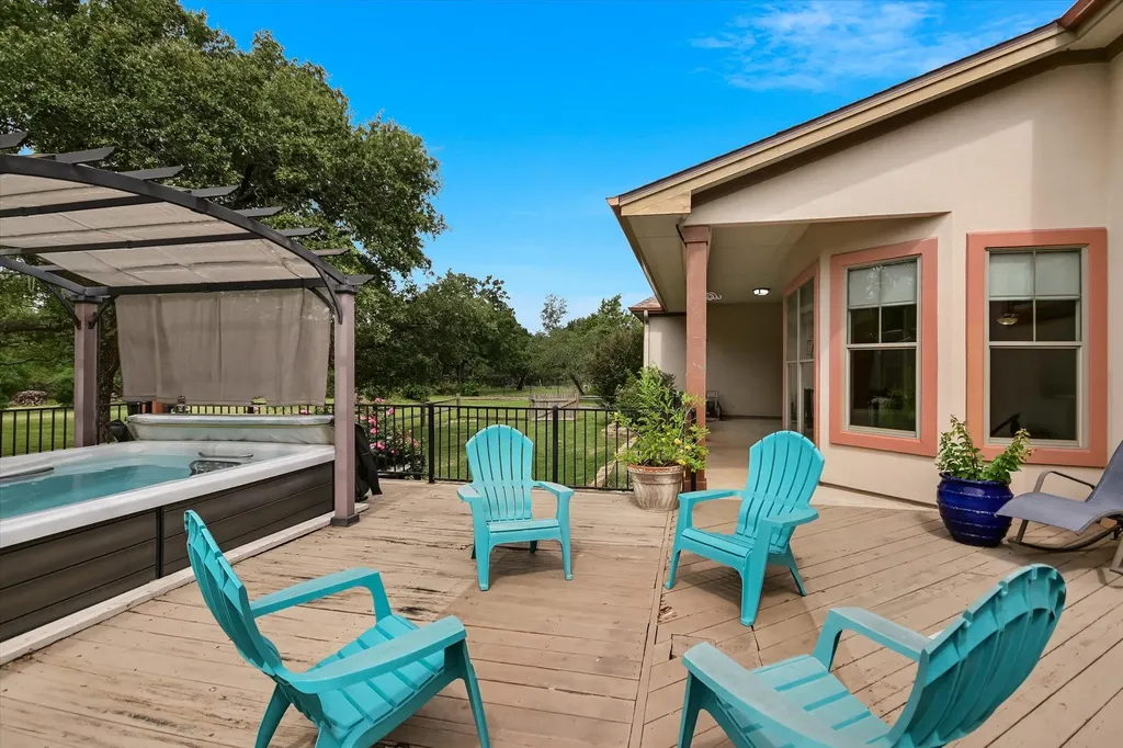 101 Paloma Place Liberty Hill TX 78642