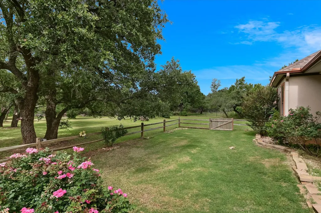 101 Paloma Place Liberty Hill TX 78642