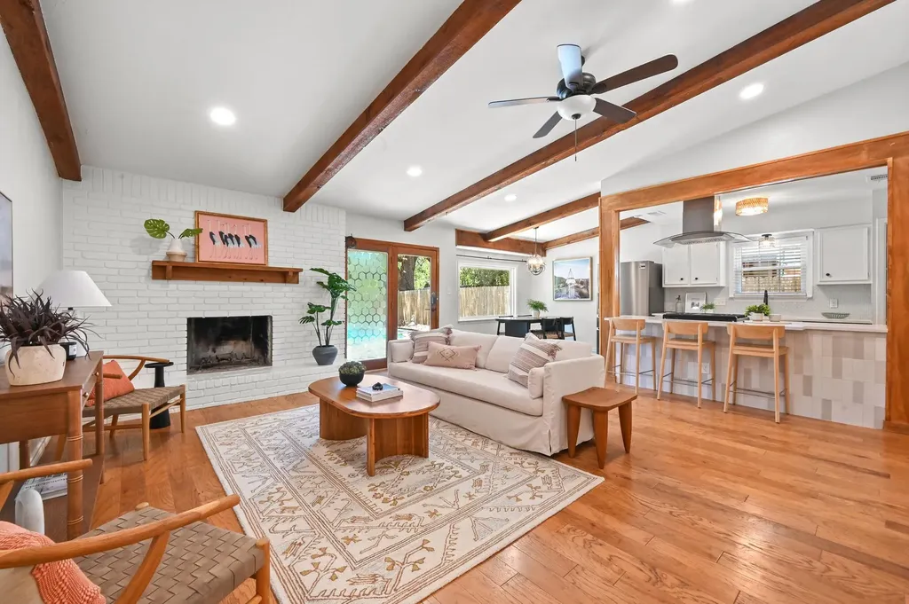 5300 Suburban Drive Austin TX 78745