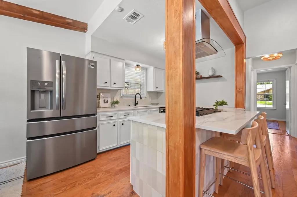 5300 Suburban Drive Austin TX 78745