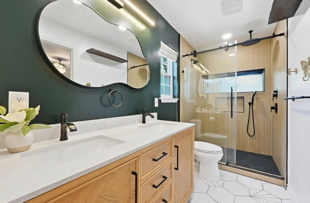 5300 Suburban Drive Austin TX 78745