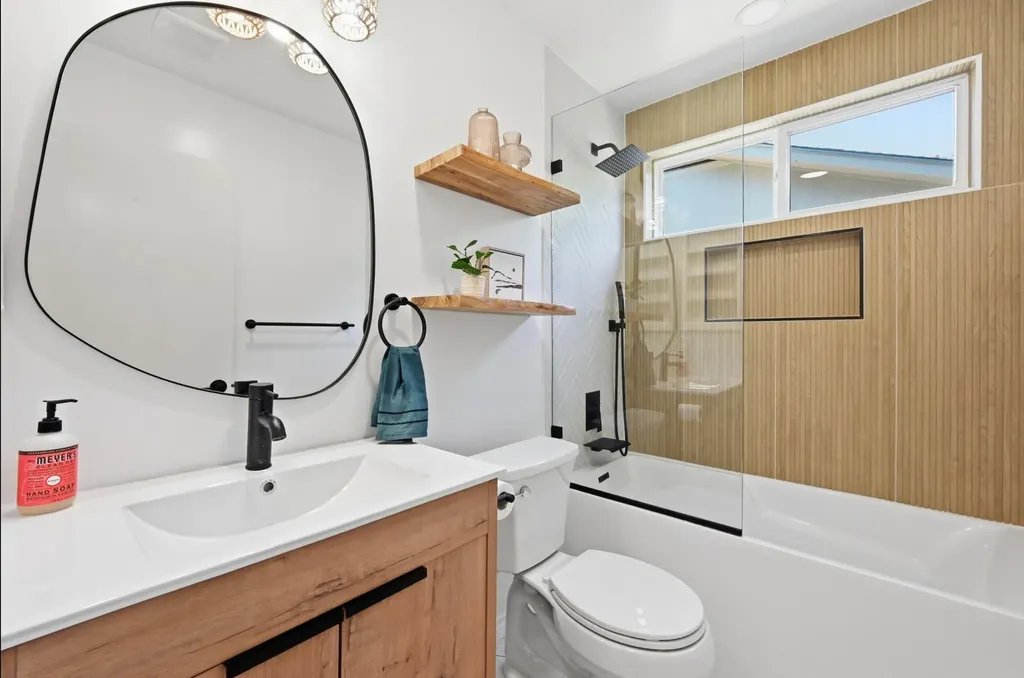 5300 Suburban Drive Austin TX 78745