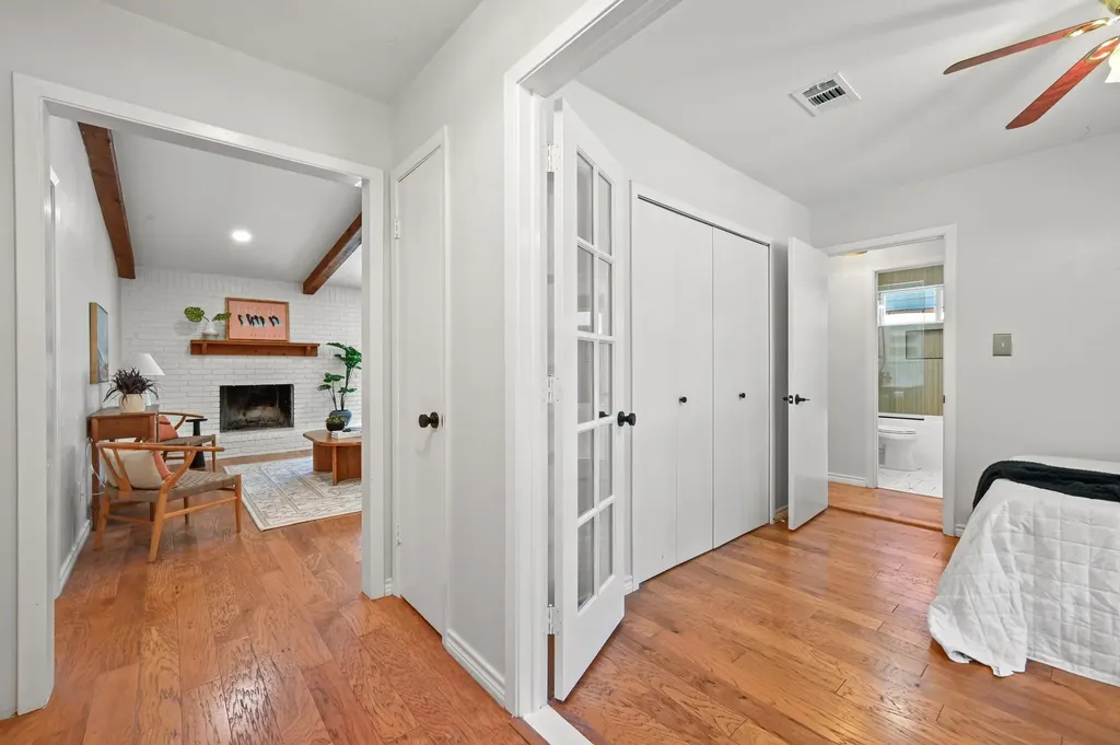 5300 Suburban Drive Austin TX 78745