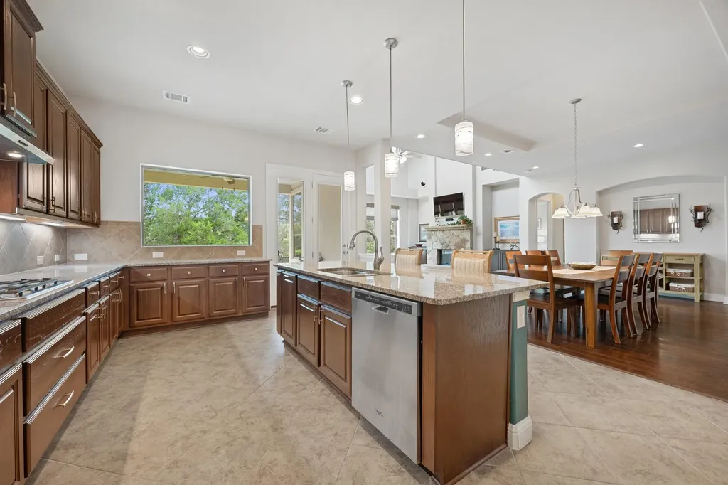 219 Great Cannon Lane Austin TX 78738