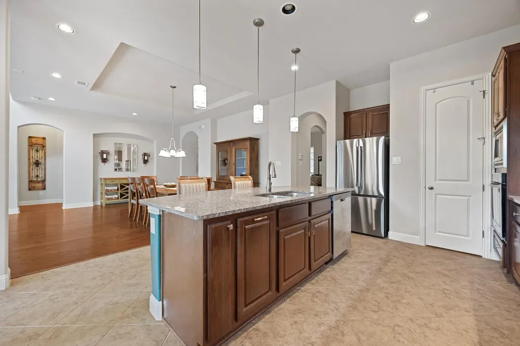 219 Great Cannon Lane Austin TX 78738