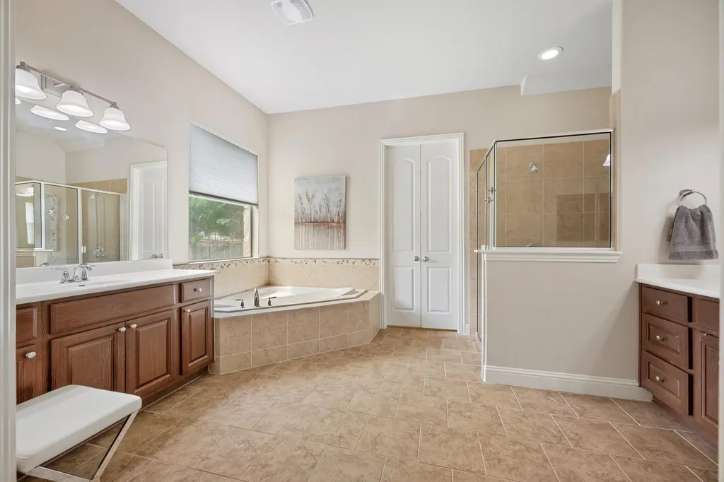 219 Great Cannon Lane Austin TX 78738