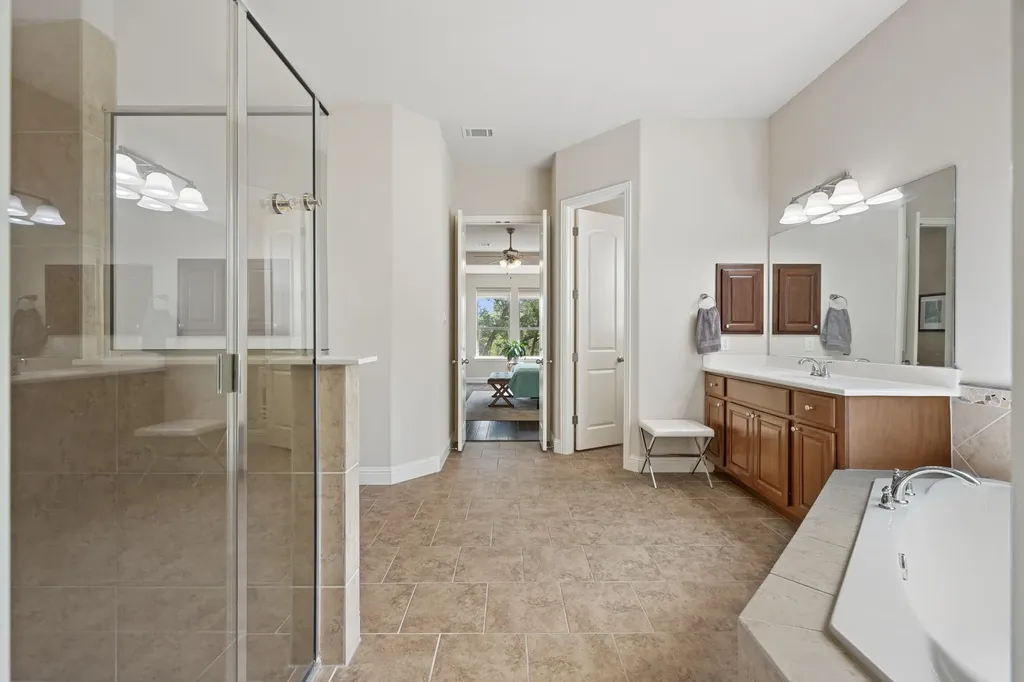 219 Great Cannon Lane Austin TX 78738
