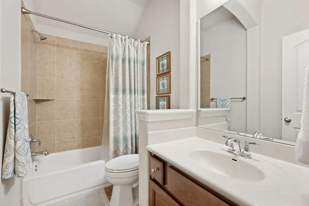 219 Great Cannon Lane Austin TX 78738