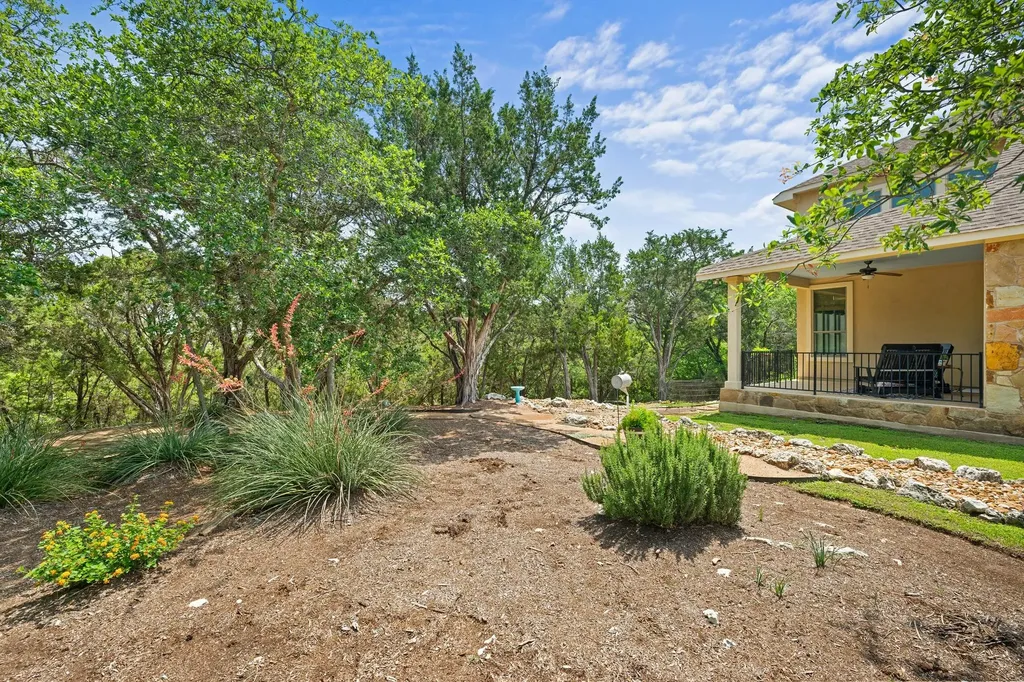 219 Great Cannon Lane Austin TX 78738