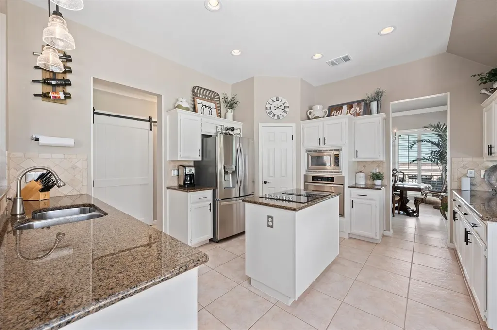 5413 Merrywing Circle Austin TX 78730