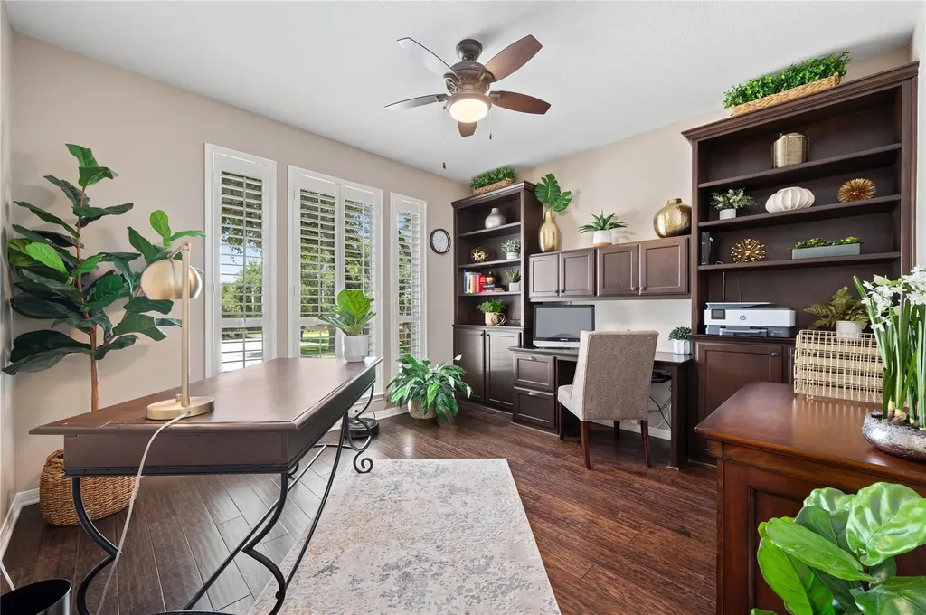 5413 Merrywing Circle Austin TX 78730