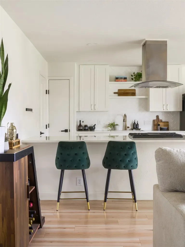 304 Skyloop Drive Austin TX 78745