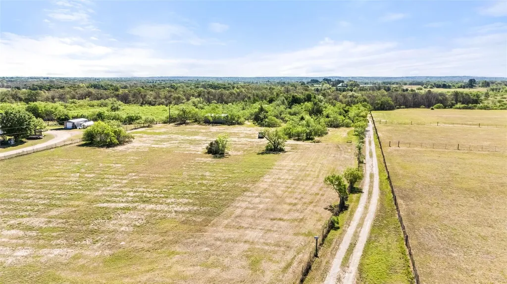 399 Upper Elgin River Road Elgin TX 78621