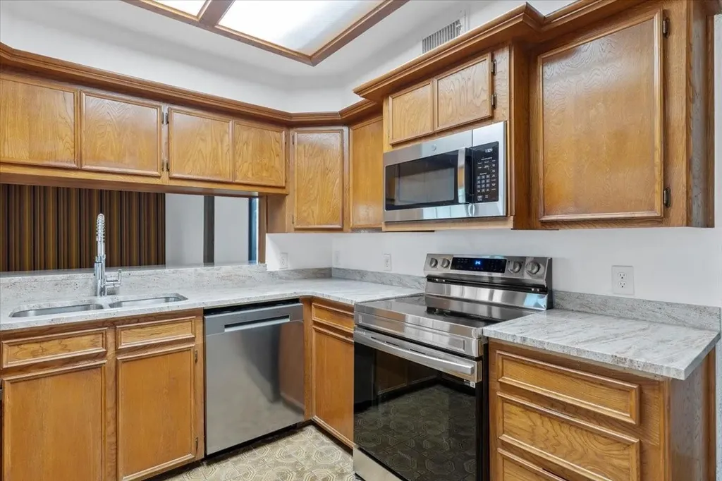 502 Gracelane Lane Austin TX 78746