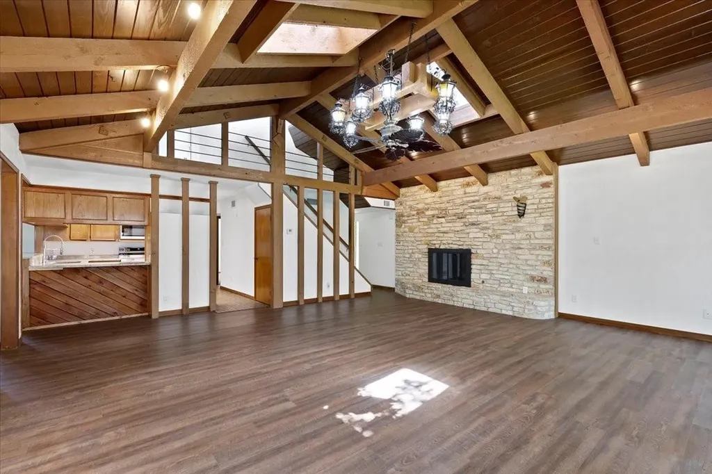 502 Gracelane Lane Austin TX 78746