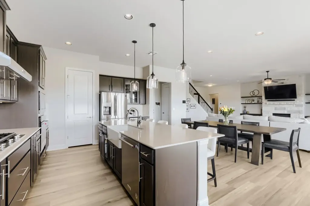 2429 Costa Del Sol Drive Leander TX 78641