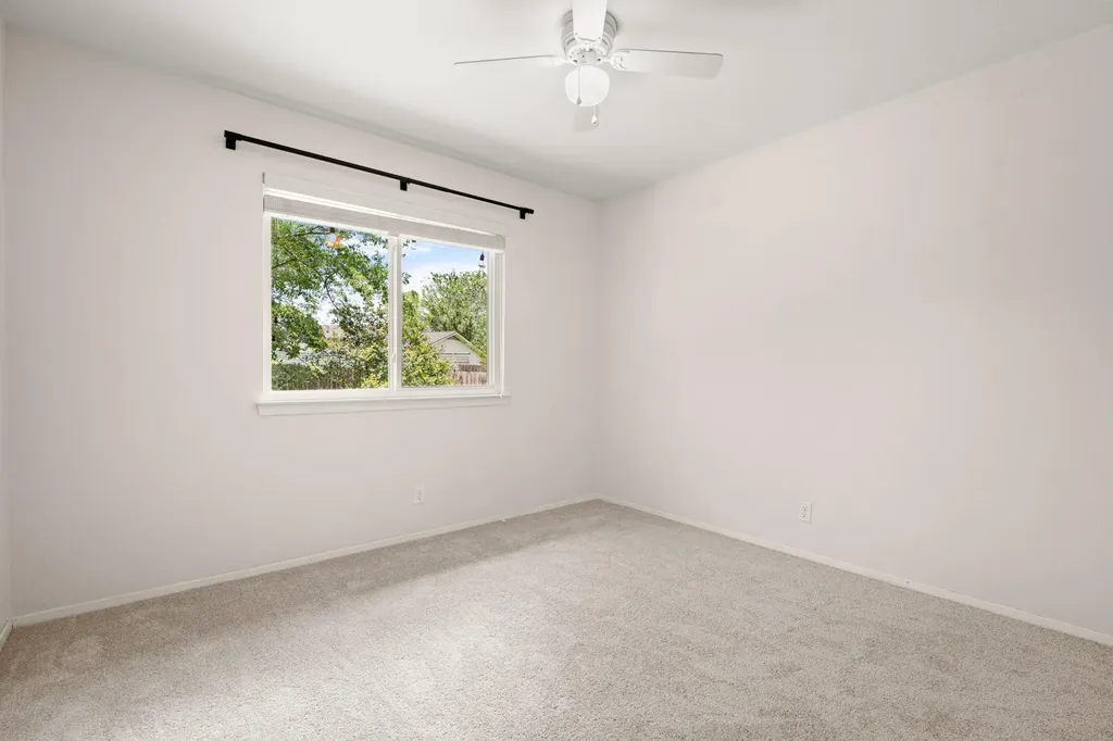 8914 Sparkling Creek Drive Austin TX 78729