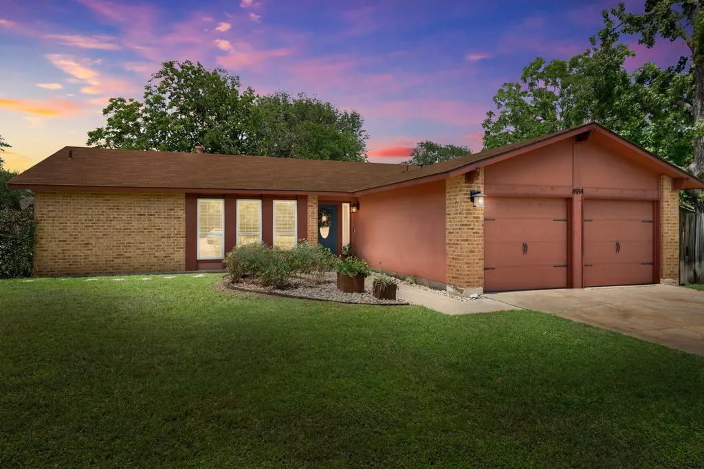 8914 Sparkling Creek Drive Austin TX 78729
