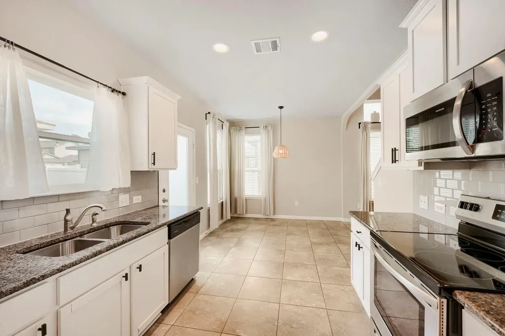 18400 Cumberland Gap Street Pflugerville TX 78660