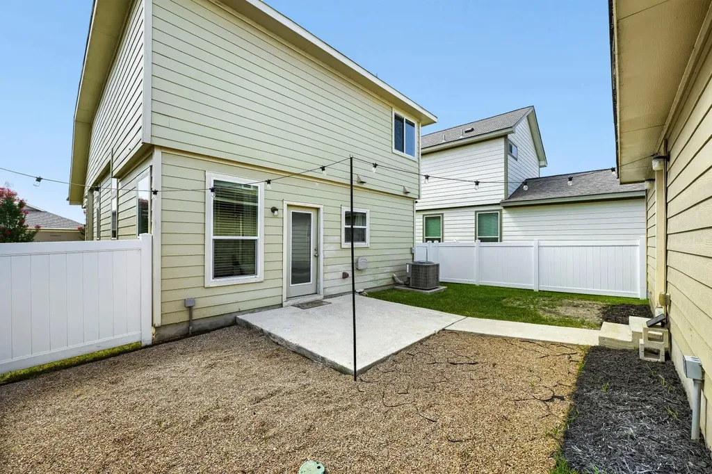 18400 Cumberland Gap Street Pflugerville TX 78660