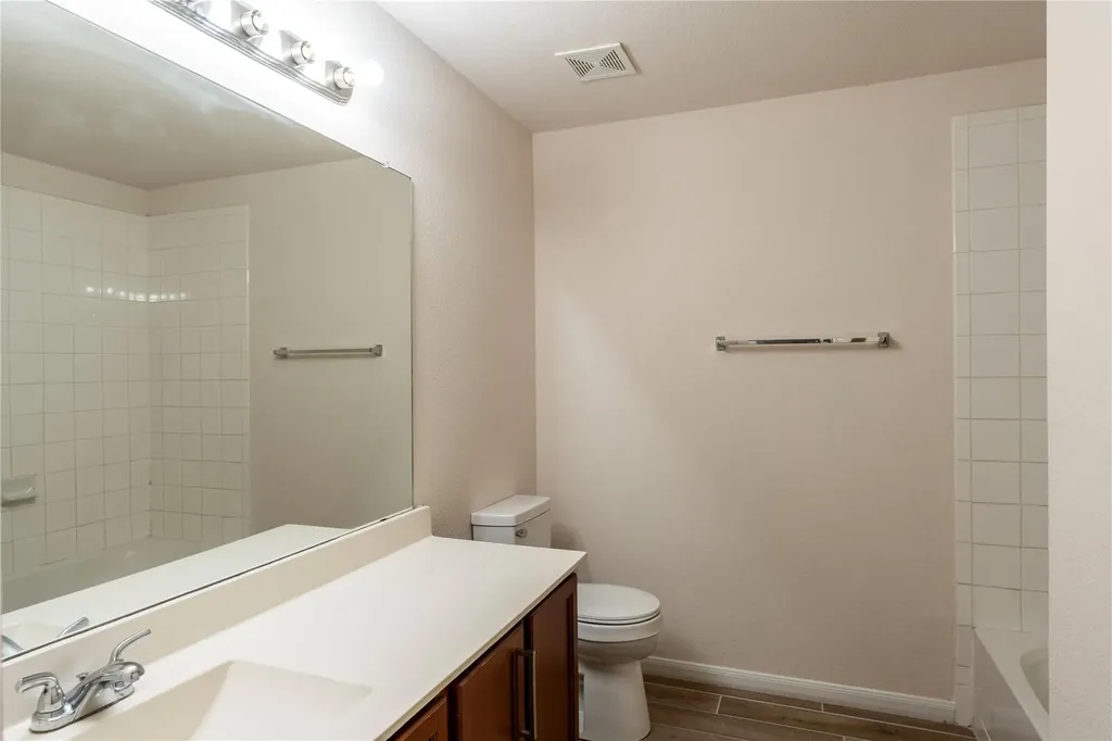 5000 Lexington Meadow Lane Del Valle TX 78617