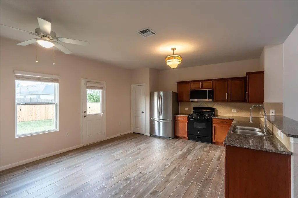 5000 Lexington Meadow Lane Del Valle TX 78617