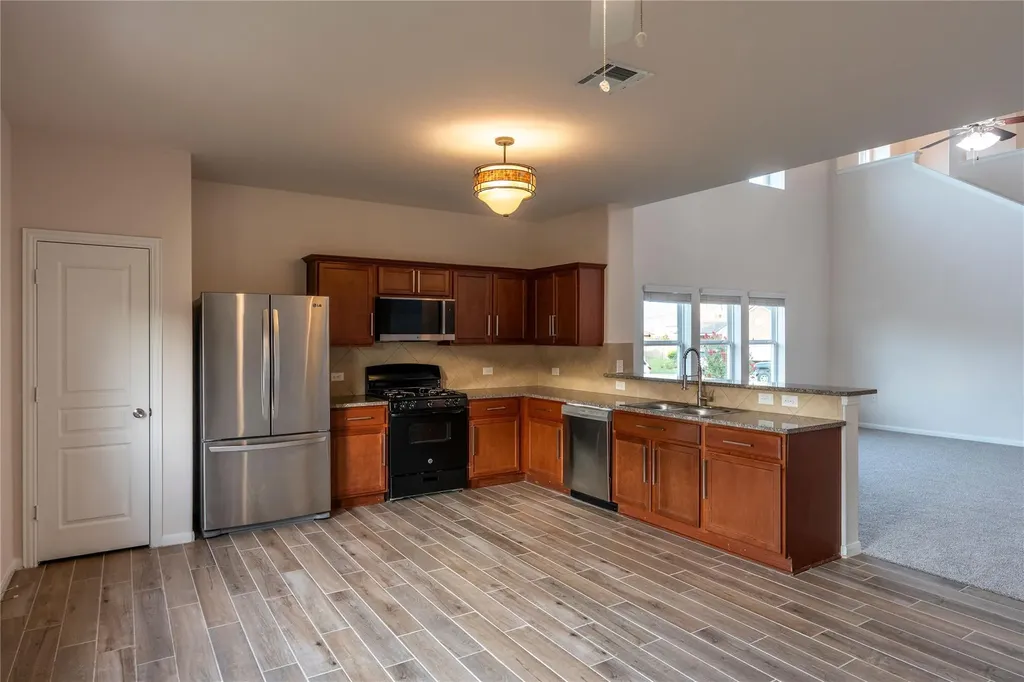 5000 Lexington Meadow Lane Del Valle TX 78617